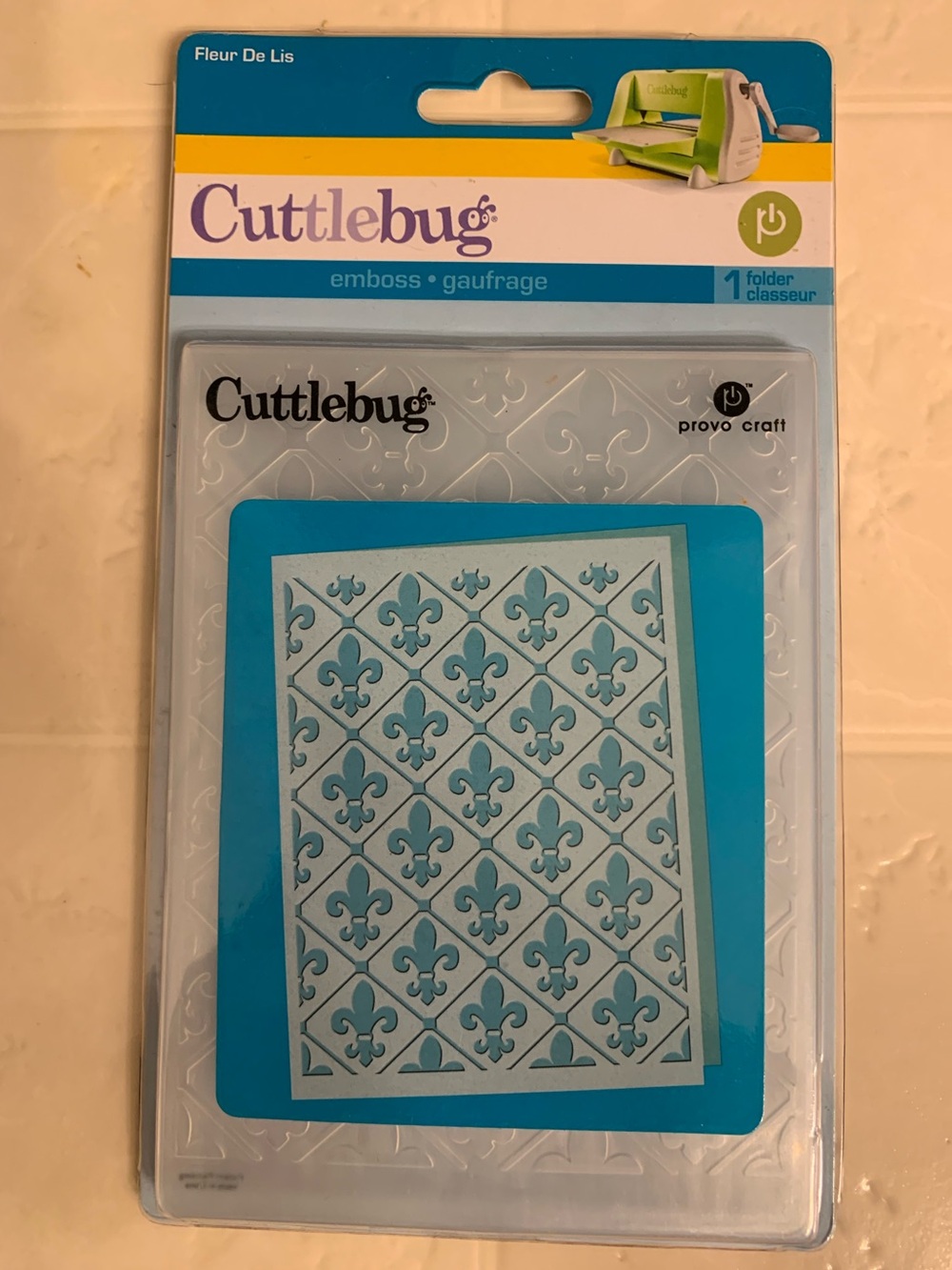 Cuttlebug Fleur De Lis Embossing Folder